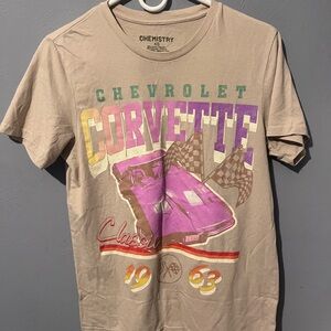 Vintage 1963 Chemistry Beige Short-Sleeve Corvette Graphic Tee Purple Accent